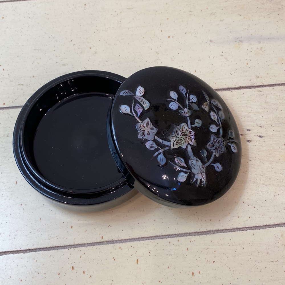 Jewelry Box - Picture 3 of 4